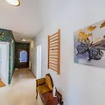 Maria شقة *