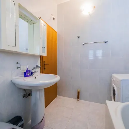 Maria Каштела